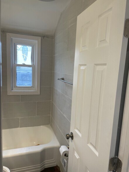 Building Photo - 12904 Georgia Ave