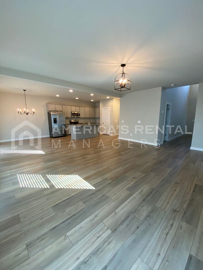 Building Photo - Home for Rent in Cullman, AL!!! Available to View with a 48 hour notice!!