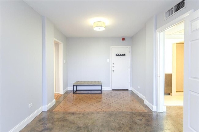 Building Photo - 1212 Guadalupe St