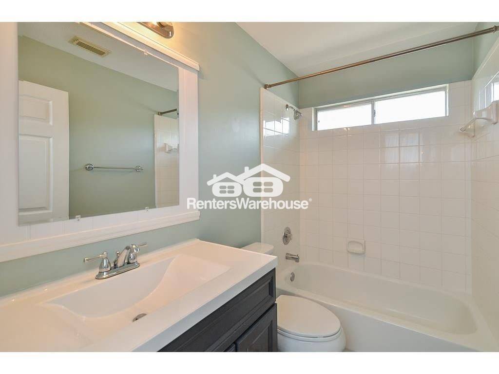 Building Photo - 6111 Dove Fern Ct