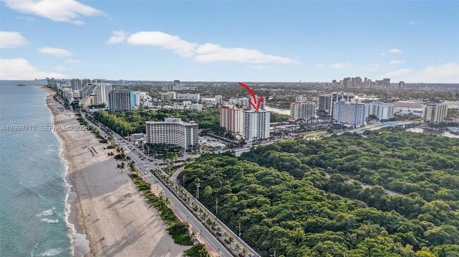 Building Photo - 3000 E Sunrise Blvd