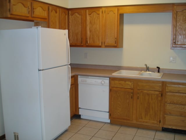 Building Photo - 110 N Holmen Dr