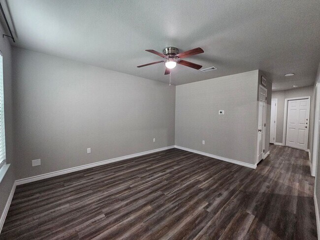 Building Photo - 230 N Mary Jo Dr