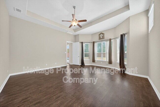 Building Photo - 1226 Hidden Cave Dr