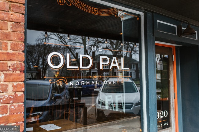 Building Photo - 170 Windsor Ct