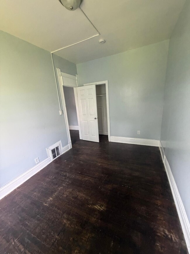 Building Photo - 1507 N Salina St
