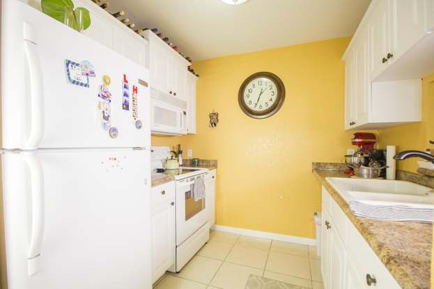 Building Photo - 2345 2nd Ave N