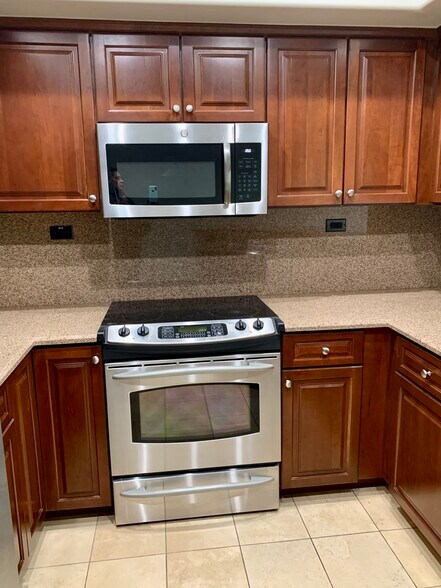 Kitchen - 20660 N 40th St