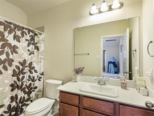 Building Photo - 2613 Sunstar Dr