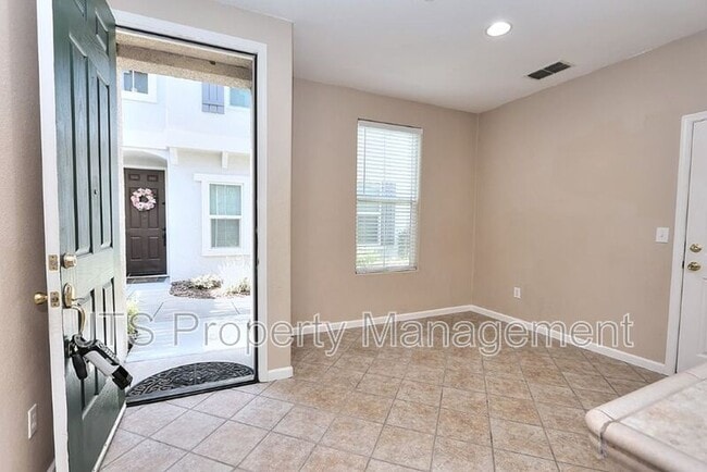 Building Photo - 506 Navigator Dr
