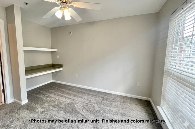 Building Photo - RENT PRICE IS FOR ENTIRE UNIT, NOT PER BEDROOM!