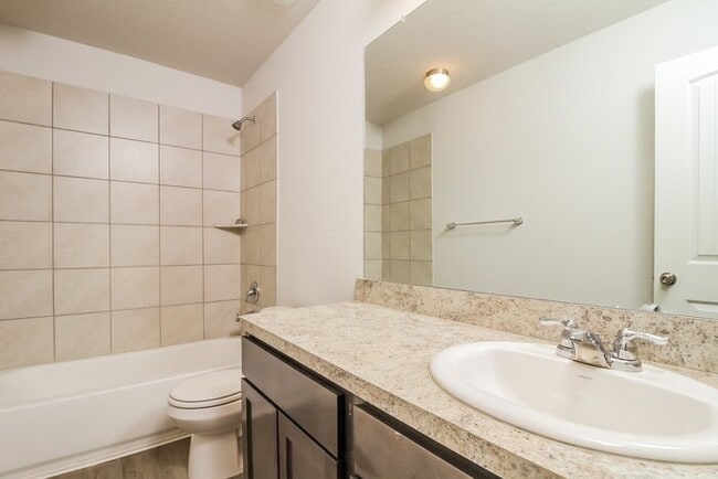 Building Photo - 5406 Freshwater Way