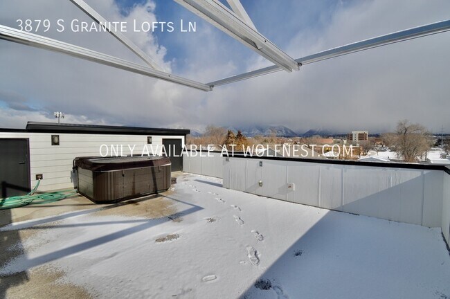 Building Photo - 3879 Granite Lofts Ln