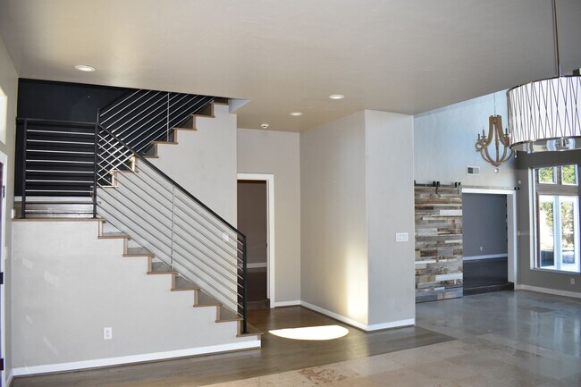 Building Photo - 2307 Autumn Oaks Trail
