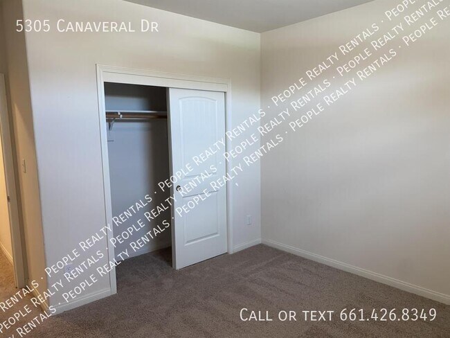 Building Photo - 5305 Canaveral Dr