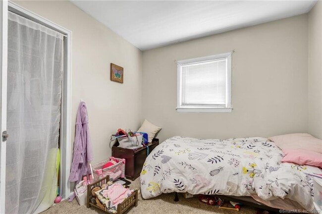 Building Photo - 9 Hazelmere Ct