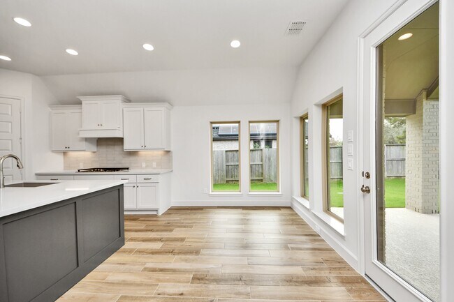 Building Photo - 2719 Country Ln