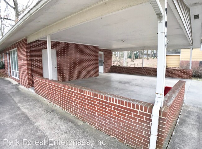 Building Photo - 3 br, 1 bath House - 1904 N. Oak Lane
