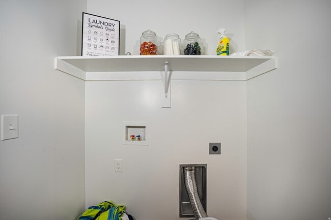 Building Photo - 3478 S Wick Pl