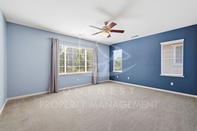Building Photo - spacious 4-bedroom, 2.5-bathroom home in the desirable Whitney Ranch