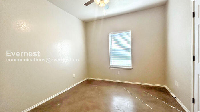 Building Photo - 194 Joanne Cv