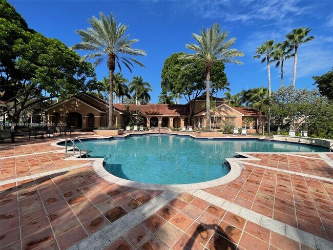 Building Photo - 4856 N State Rd 7