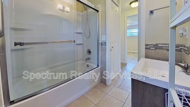 Building Photo - 399 Toccoa Rd