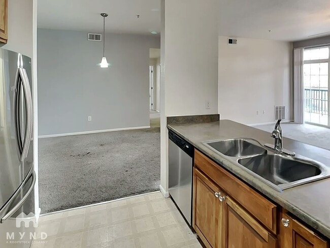 Building Photo - 3872 S Dallas St