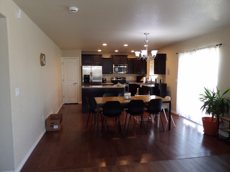 Building Photo - 6127 Journey Dr