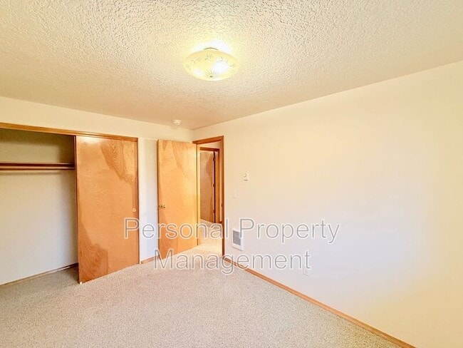 Building Photo - 3360 L St