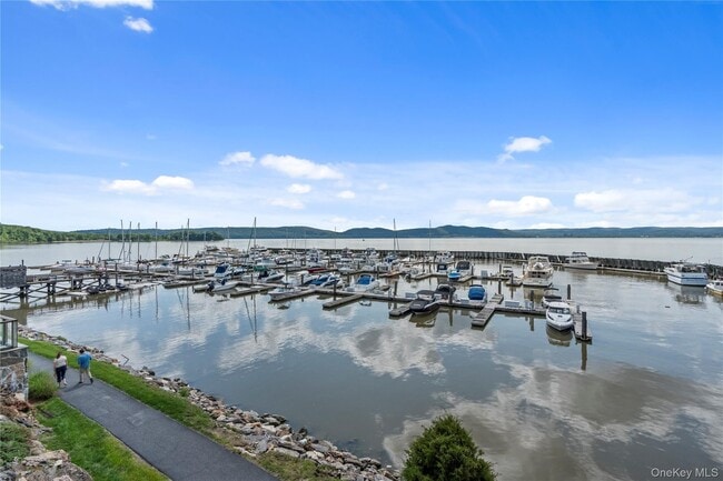Building Photo - 1410 Half Moon Bay Dr