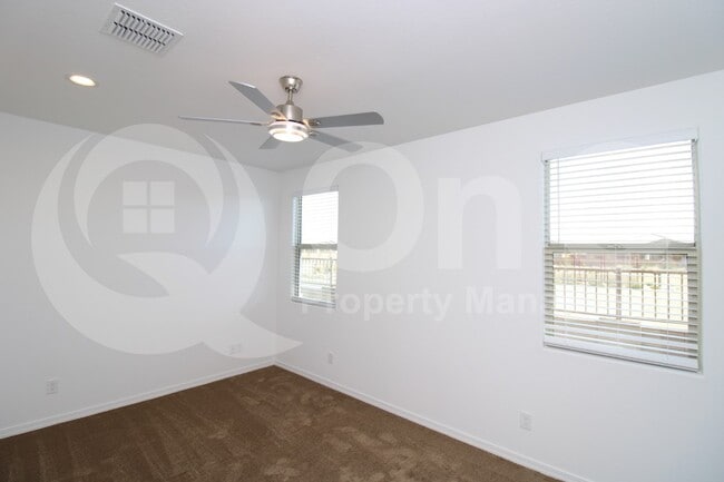 Building Photo - 23020 E Calle Luna