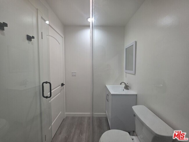 Building Photo - 25226 Loytan St