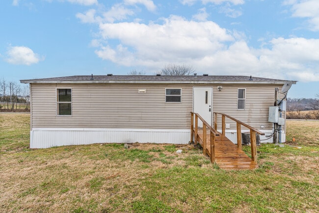 Building Photo - 20 Conner Hogan