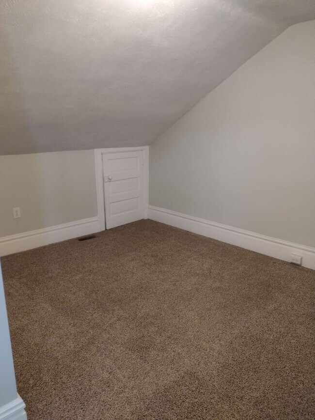 Building Photo - Beautiful Home for Rent