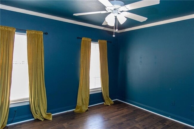 Building Photo - 118 Fox Run Dr