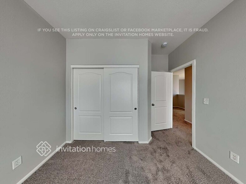 Building Photo - 720 Easter Lily Pl