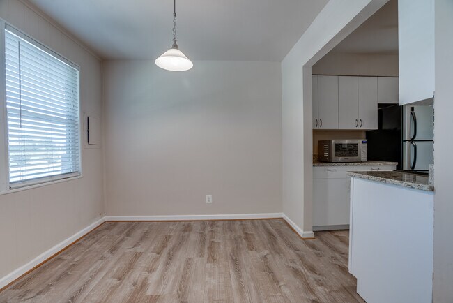 Building Photo - 19664 Wootton Ave