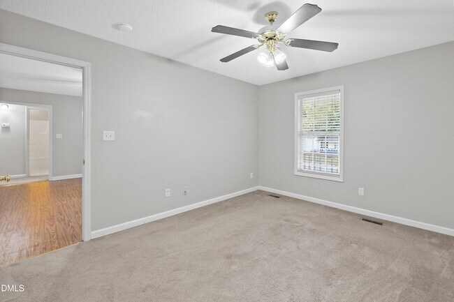 Building Photo - 1224 Grovewood Dr