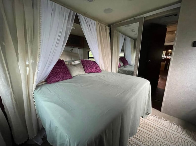 Building Photo - 2750 Lent Rd