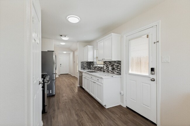 Building Photo - 1235 Blue Hazel Ct