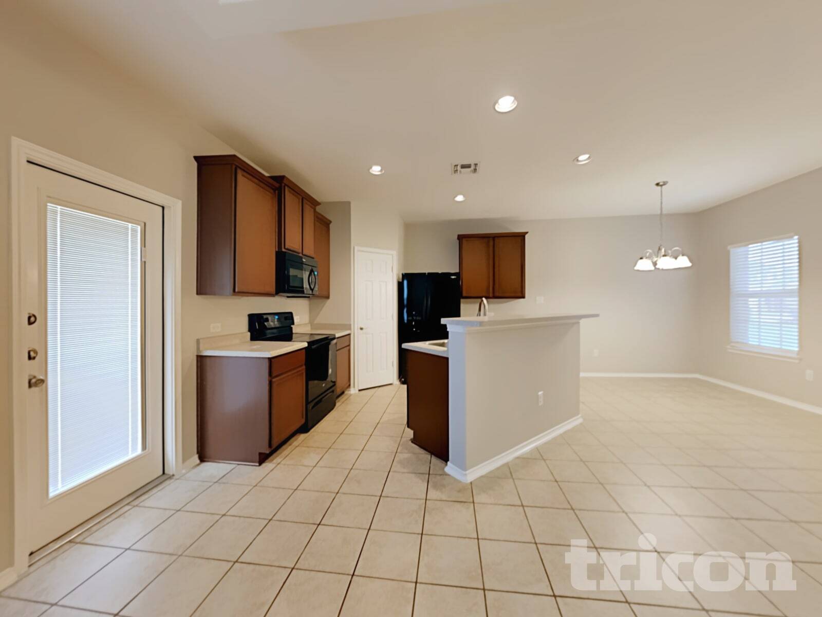 Building Photo - 3802 Bogie Way