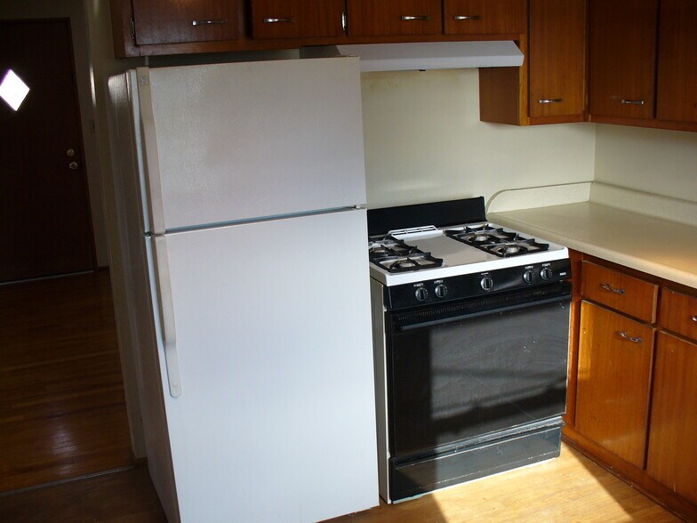 Building Photo - 6845 Carman Dr