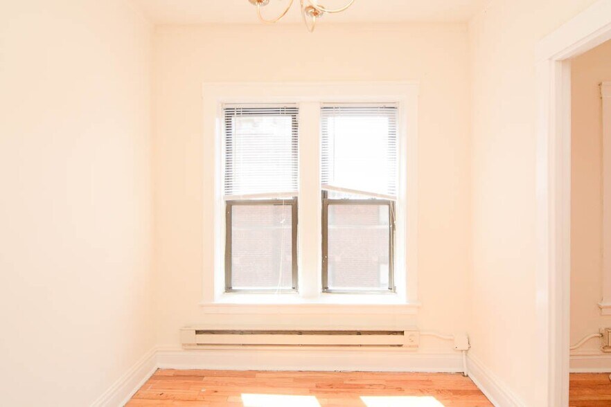 Building Photo - 3832.5 N Fremont St