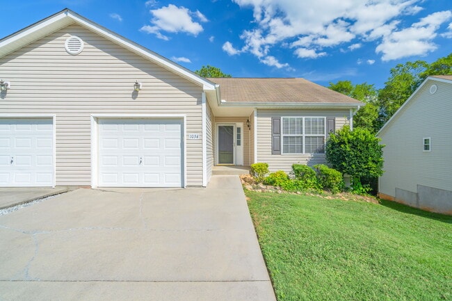 Primary Photo - 1034 Brittany Deanne Ln