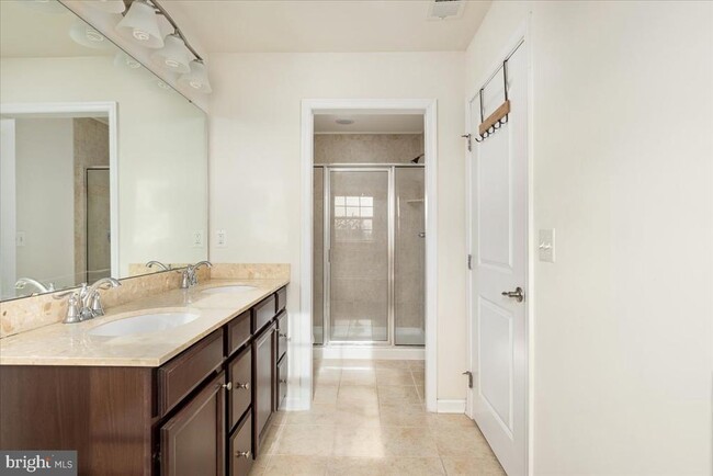 Building Photo - 139 Hornbeam Dr