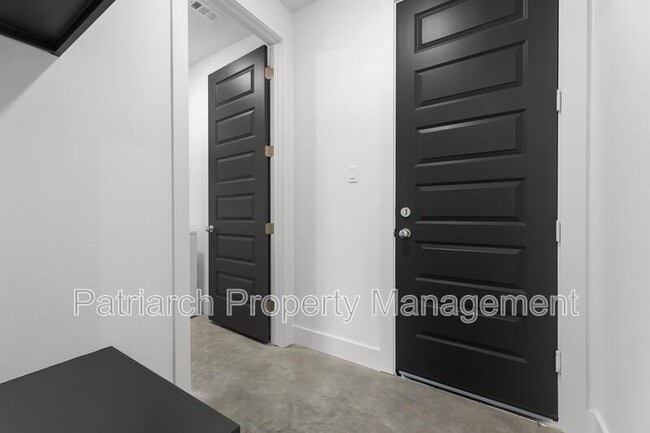 Building Photo - 3007 Alpha Wolf Ct
