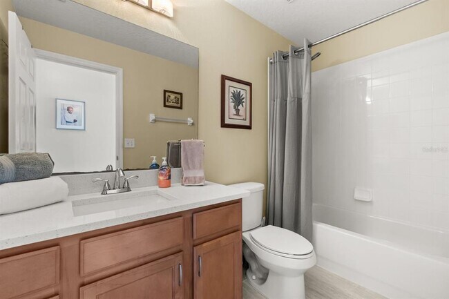 Building Photo - 3050 Mandolin Dr