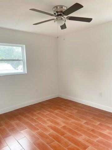 Building Photo - 1520 Barbarie Ln