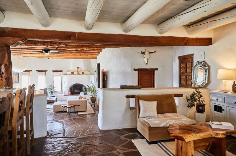 Building Photo - 68 Martinez Rd